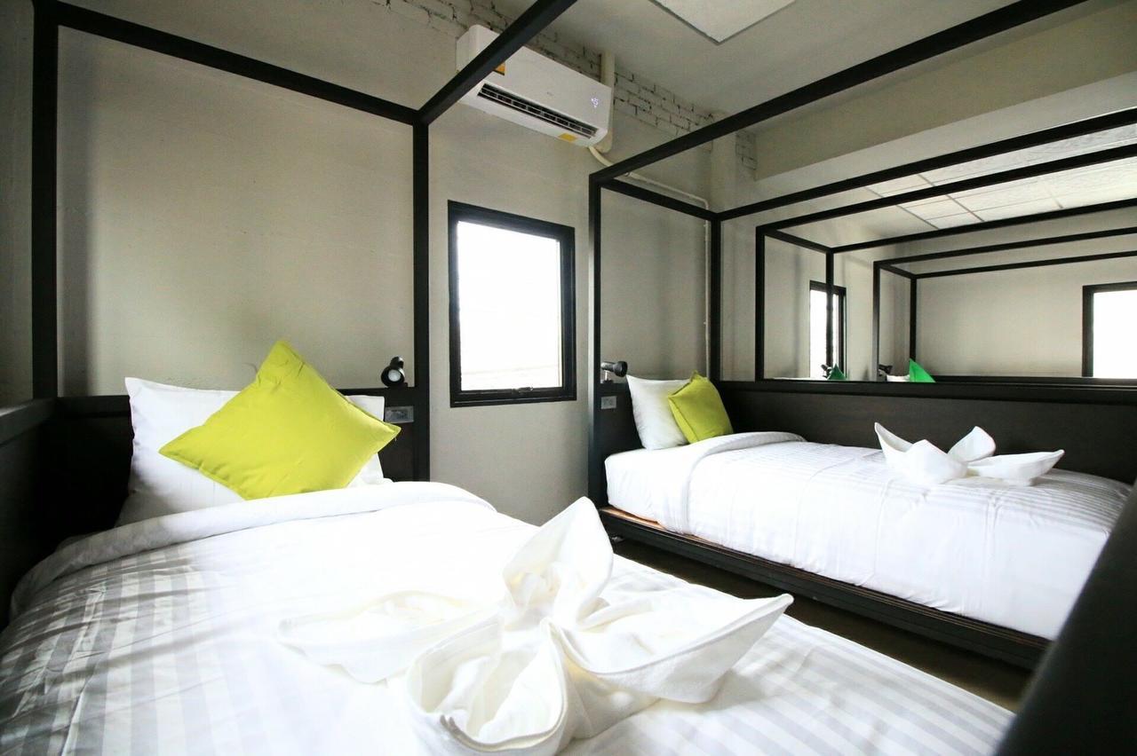 The Tree Sleep And Space Trang Bagian luar foto